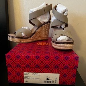 Tory Burch espadrille wedge - size 10. New with tags.